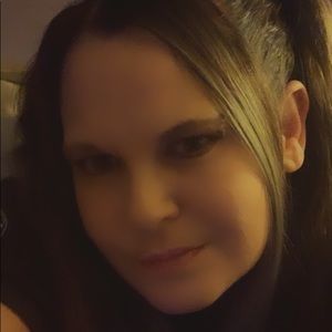 Meet your Posher, Tabitha